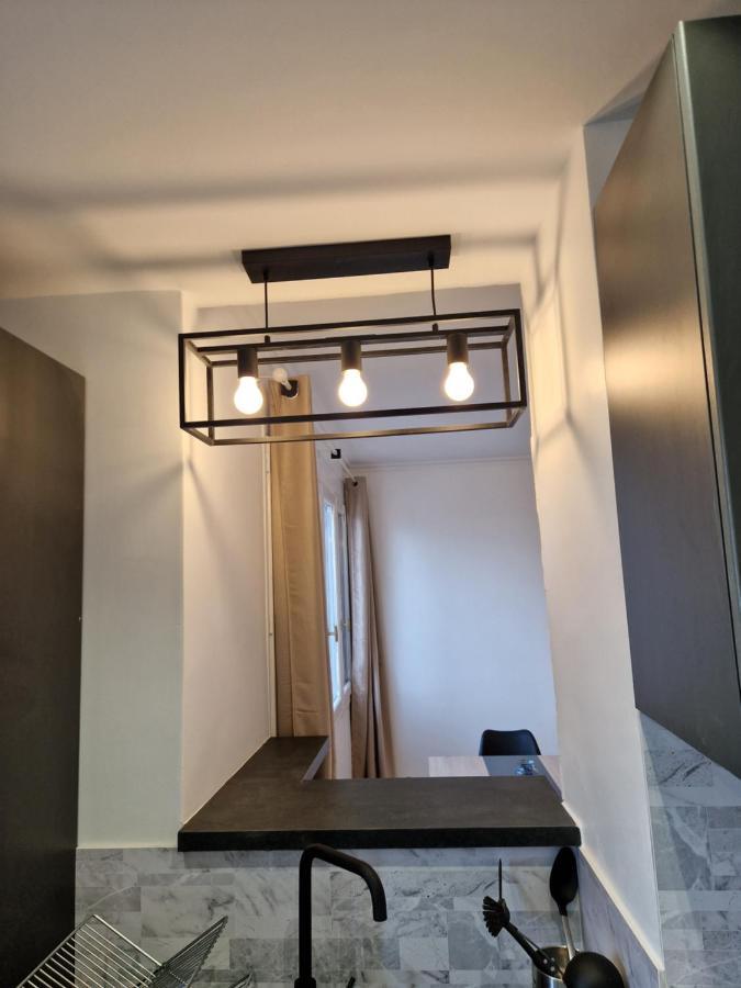 Appartement spacieux rénové - 11 min de Paris Bois-Colombes Exterior foto